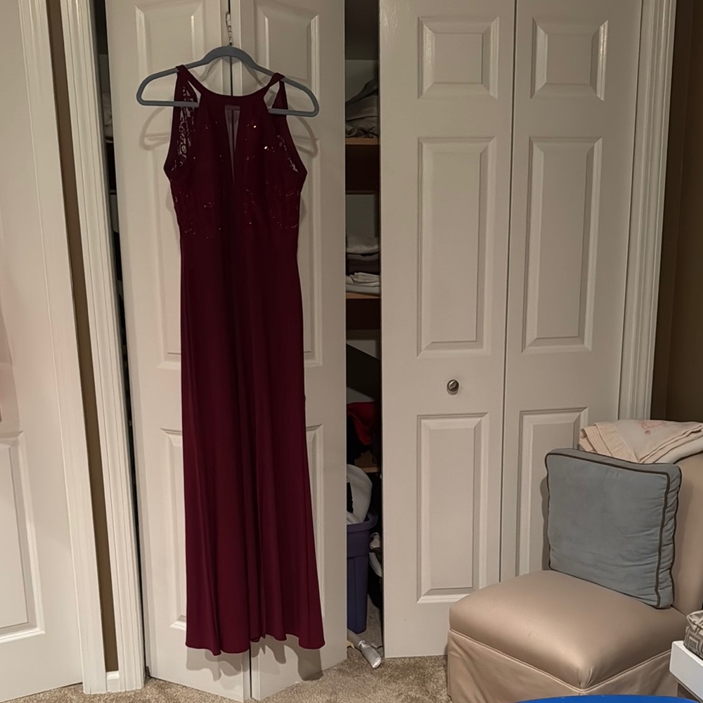 Elegant Burgundy Evening Gown